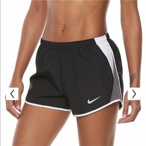 Nike Women’s Tempo Dry Core 3in Running Shorts